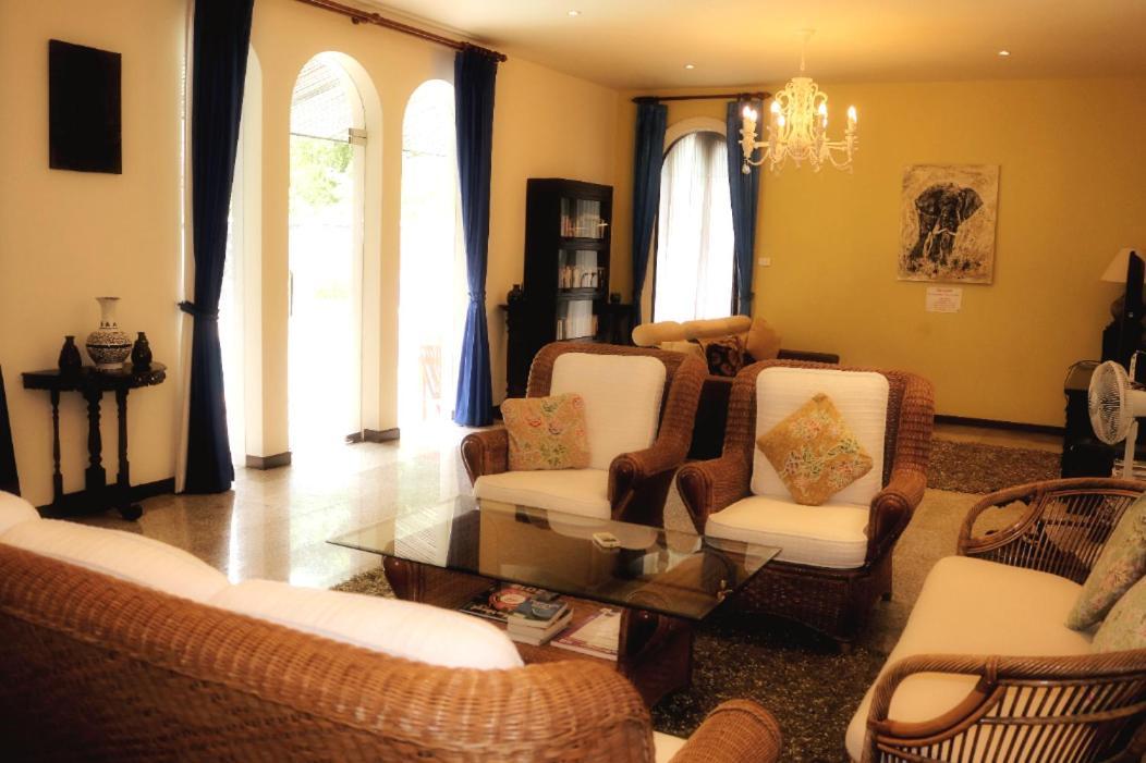 Chalong Palm Residence Dış mekan fotoğraf